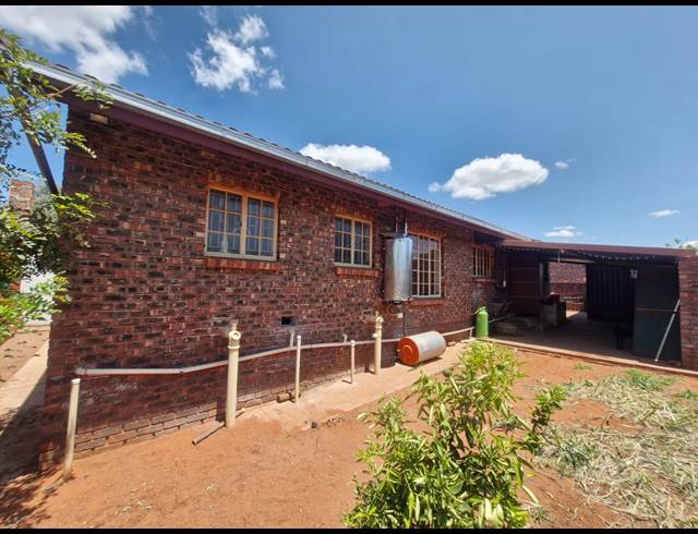 3 BEDROOM FREESTANDING FOR SALE IN DIBENG